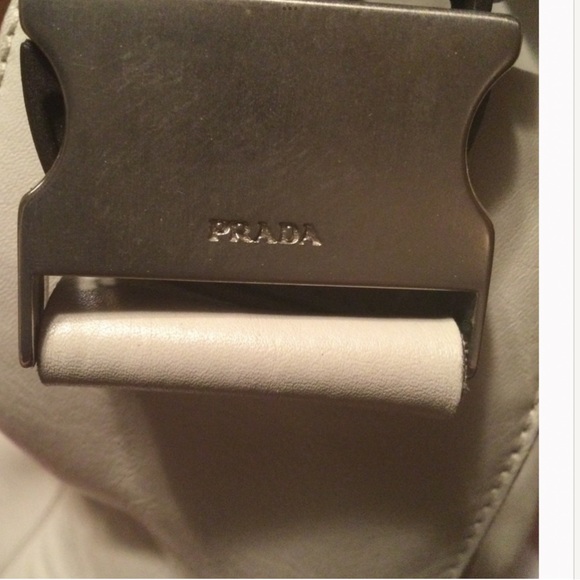Prada Rare Shoulder Bag with hook & Loop closure - Picture 16 of 16
